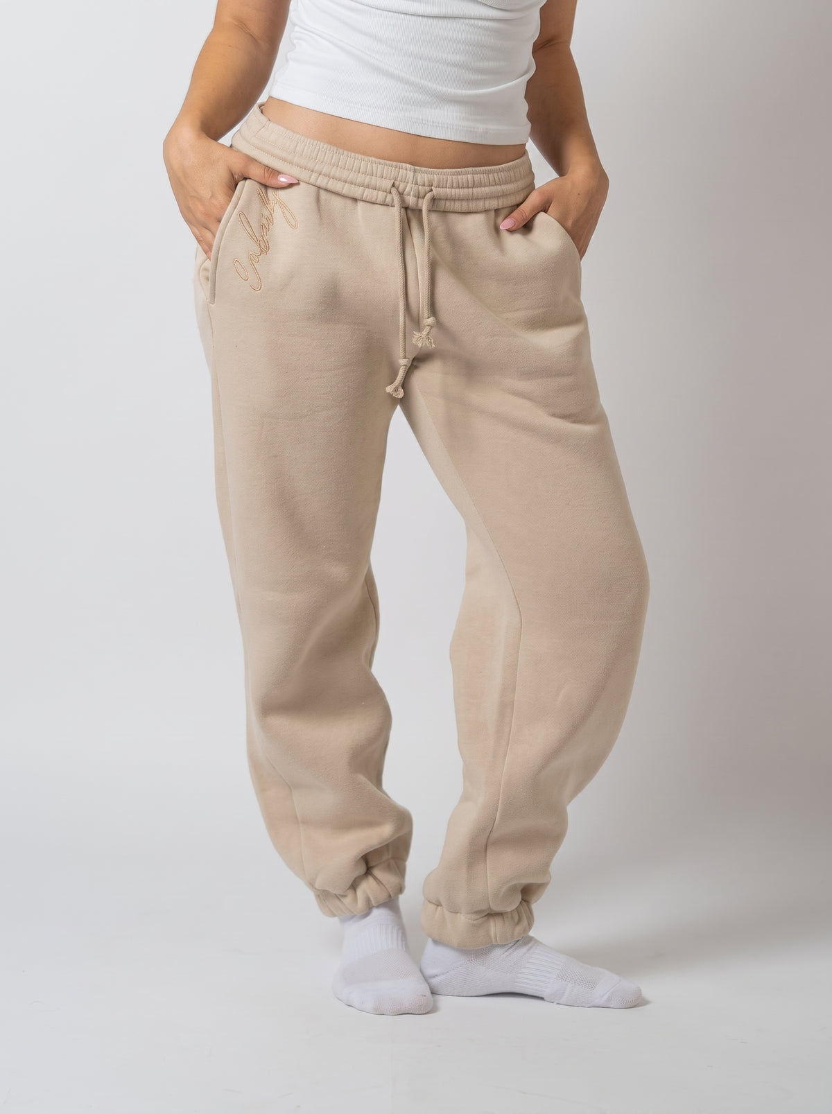 EMBERLY Oversized Hlače